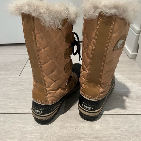 SOREL winter boot - Picture 3 of 4